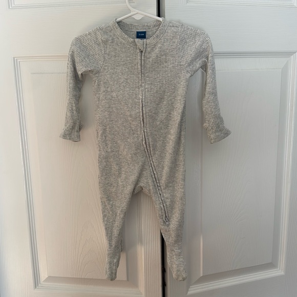 Sleepy - Picture 1 of 1